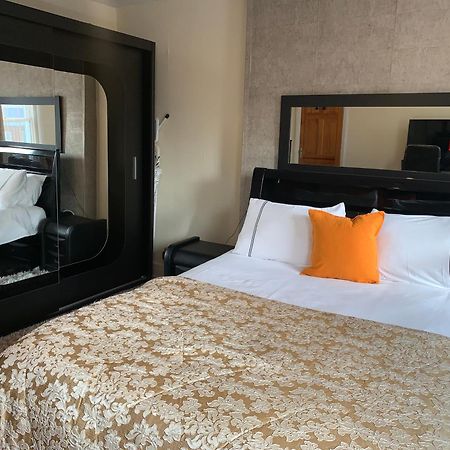 Superbly Furnished Apartment In Central London Eksteriør billede